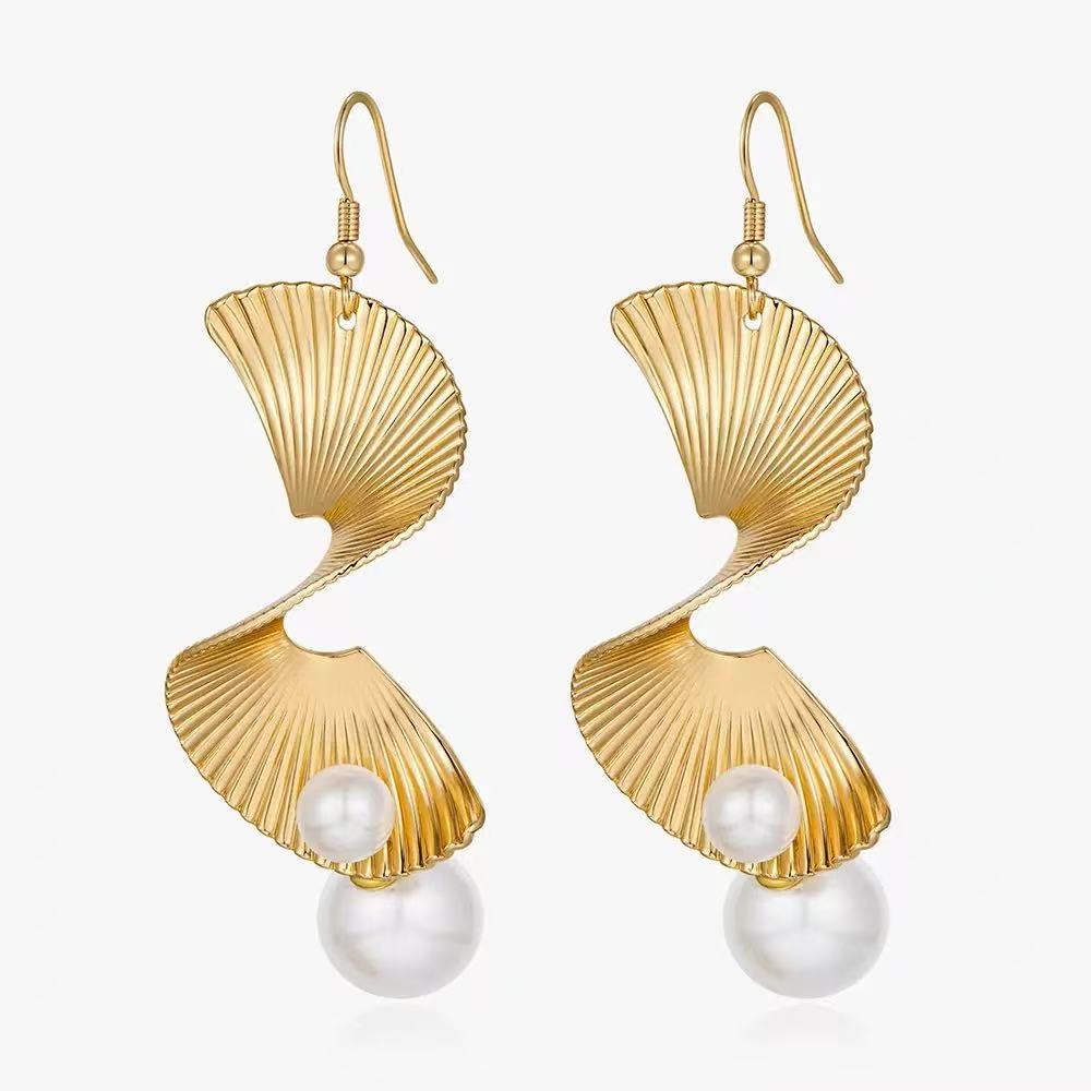 Gold Shell Pearl Earrings - Vintage Bohemian Long Drop Earrings