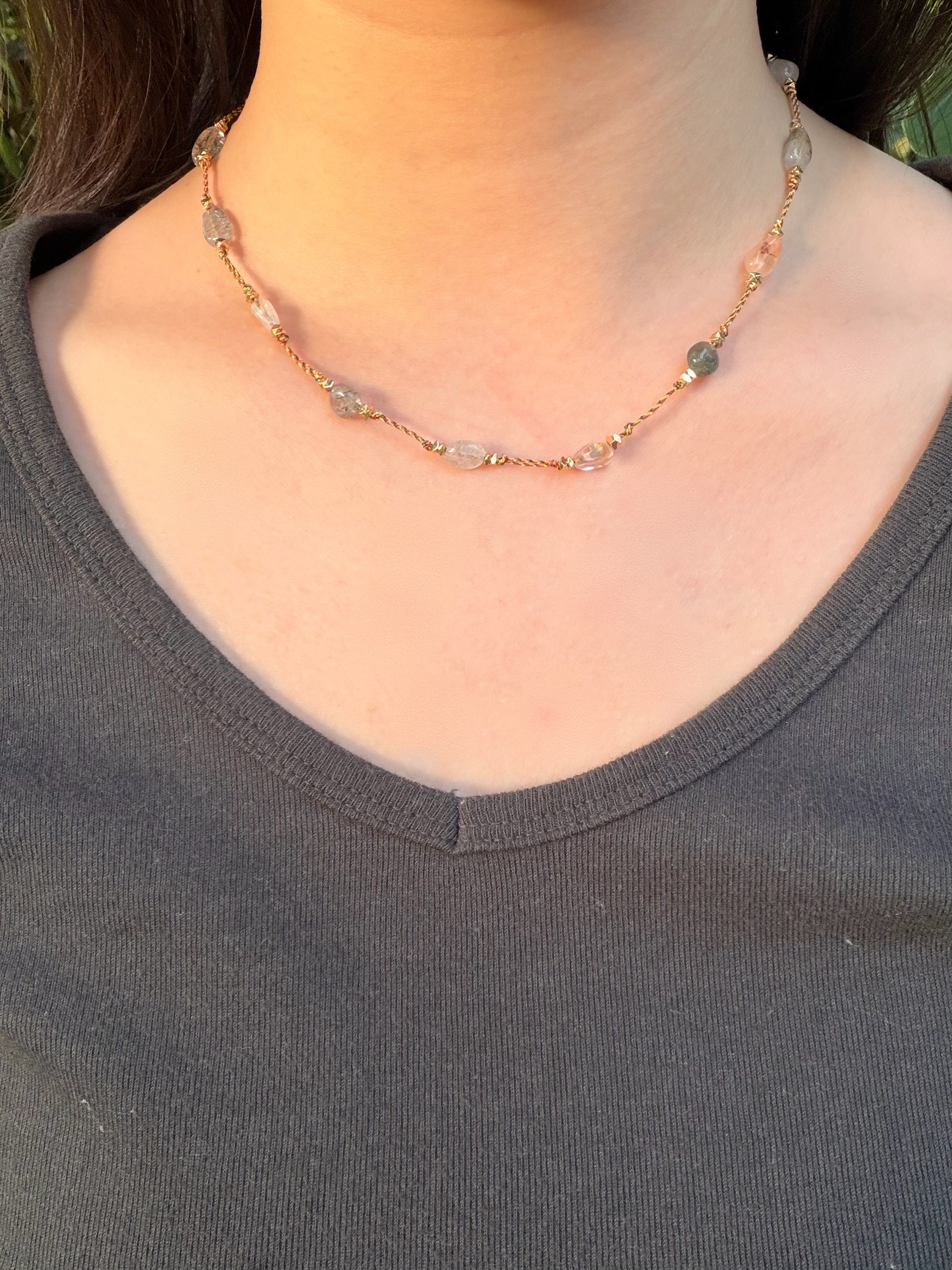 Natural Stone Agate Necklace - Vintage Gold Chain Delicate Design