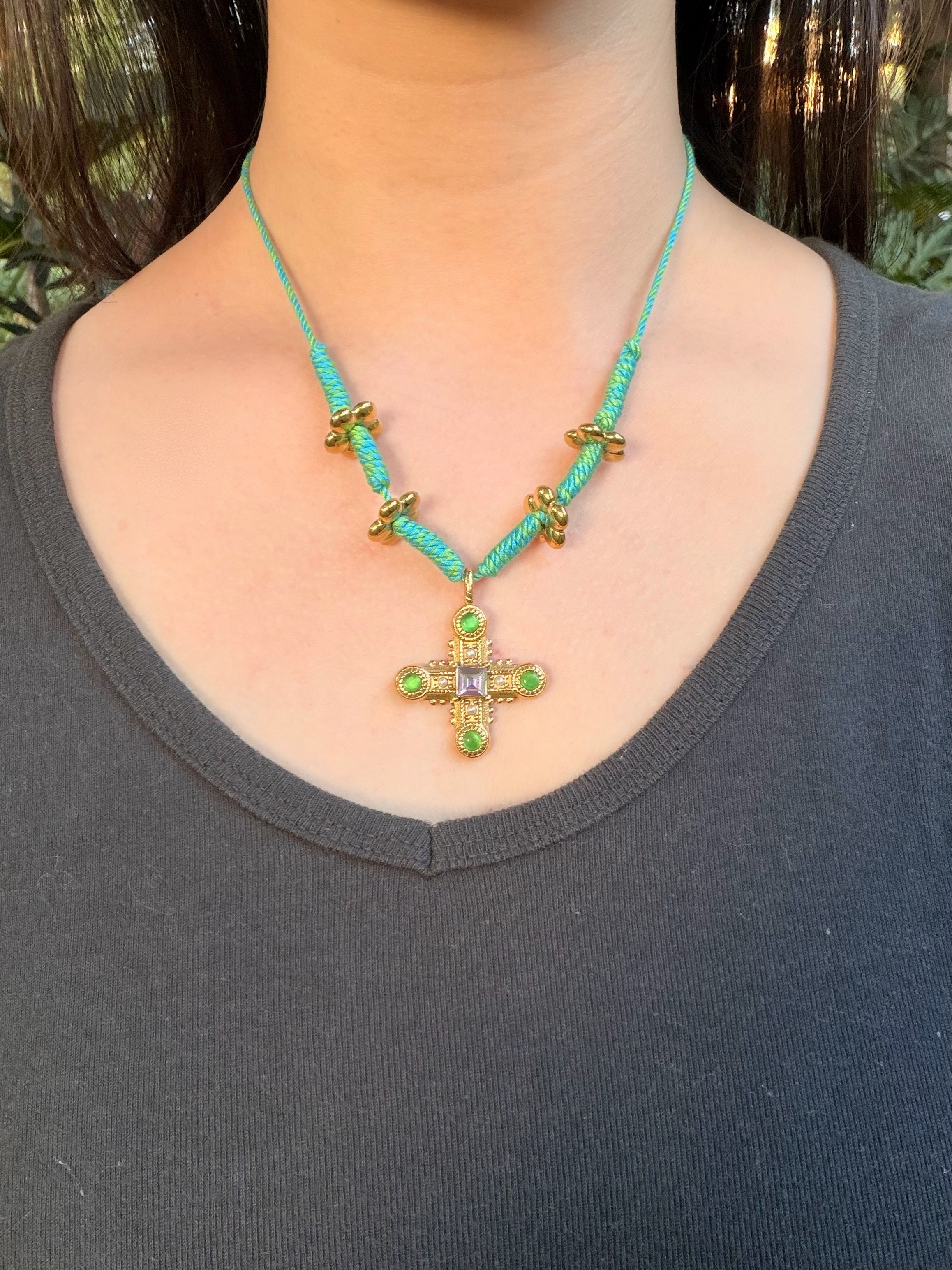 Beach Vacation Style Necklace with Green Gemstone Cross Pendant - Turquoise Rope